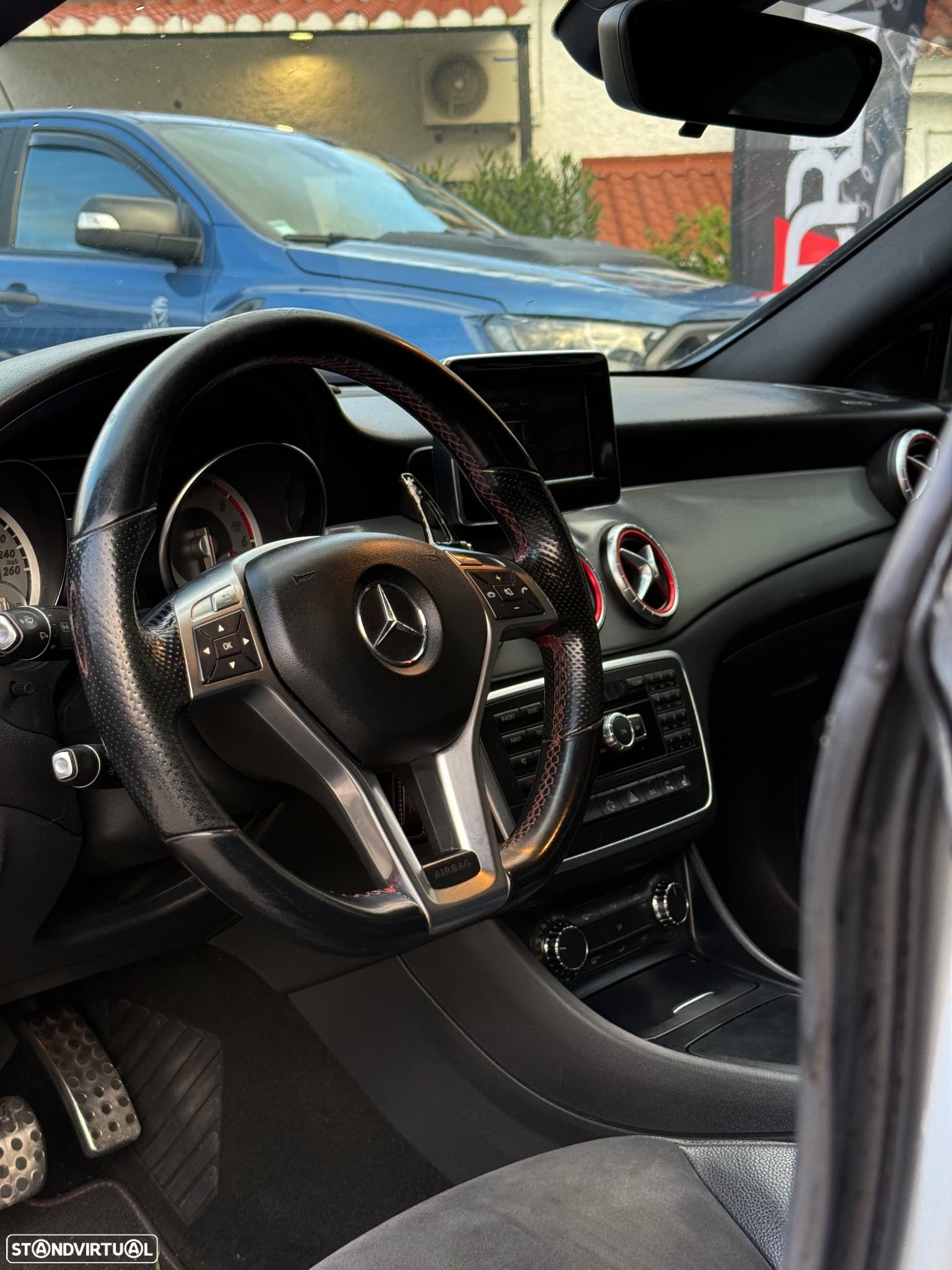 Foto 4 de Mercedes-Benz CLA 200 CDI 7G-DCT AMG Line