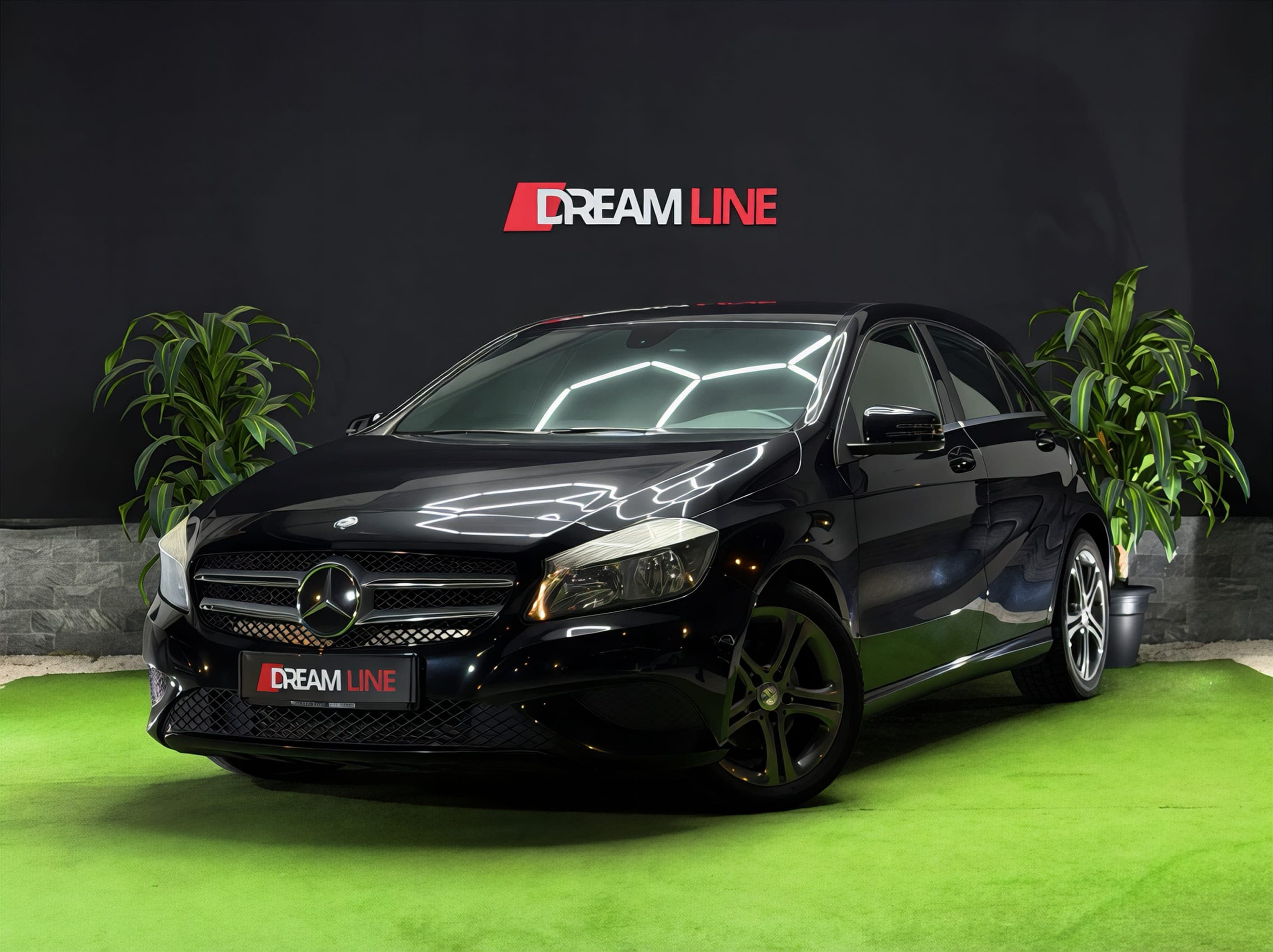 MERCEDES BENZ A180